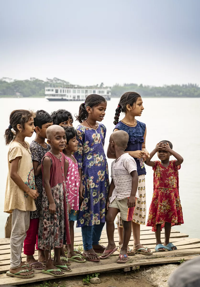 Nacht-Skyline von Hamburg mit Elbphilharmonie - © Mapics - stock.adobe.com