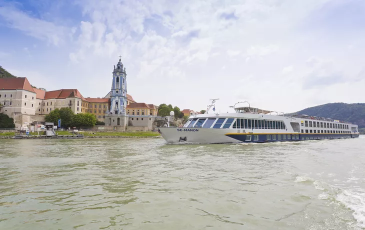Mönche, Luang Prabang - © delkoo - Fotolia