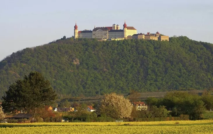 © Â©LianeM - stock.adobe.com - Benediktinerstift Göttweig (Blick von Krems)