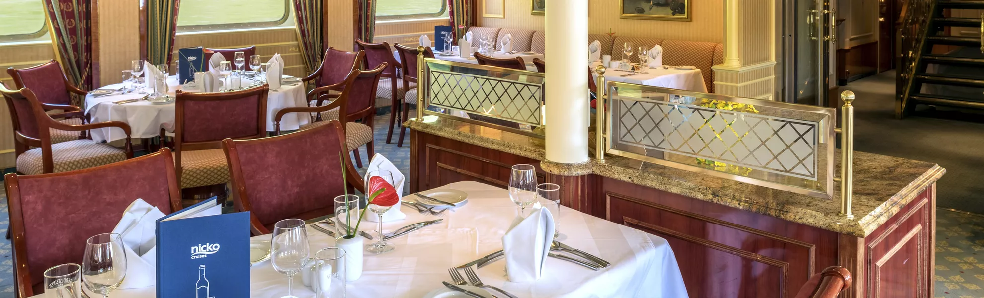Restaurant - © 