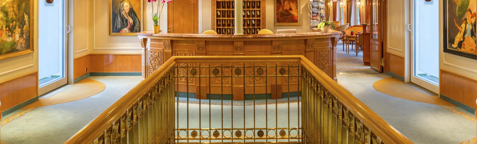 Lobby - © 