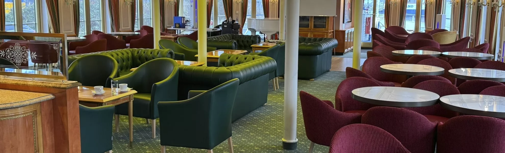 Salon - SE-Tours