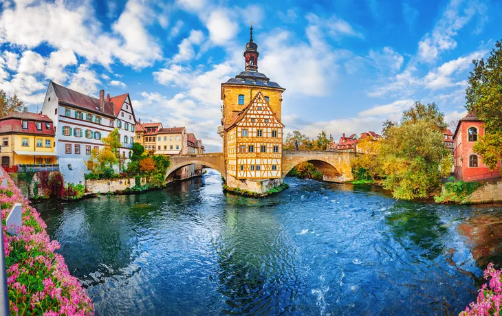 Brückenrathaus in Bamberg - © Feel good studio - stock.adobe.com