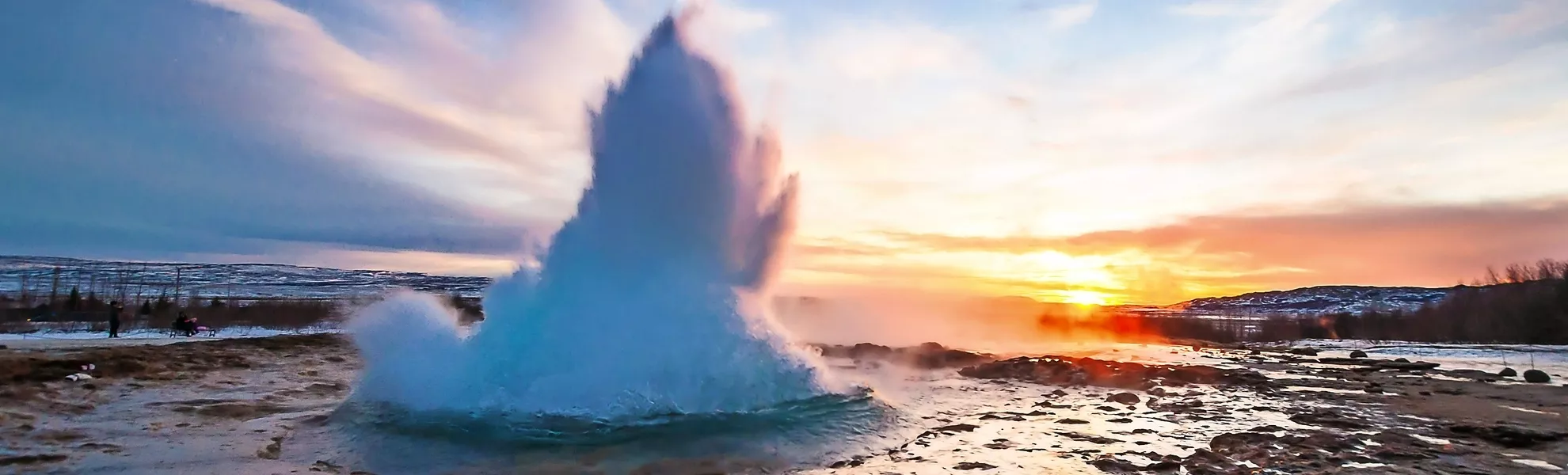 Eruption des Strokkur-Geysirs auf Island - © zinaidasopina112 - Fotolia