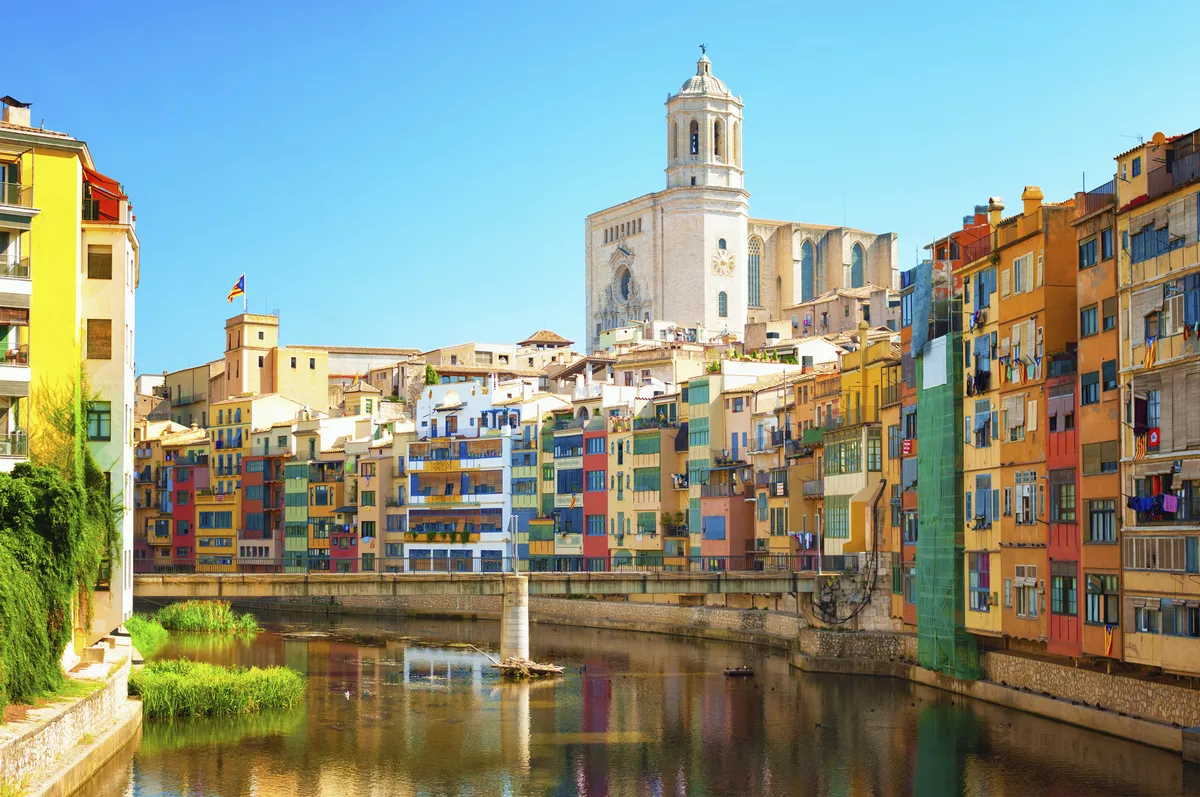 Ufer des Onyar in Girona