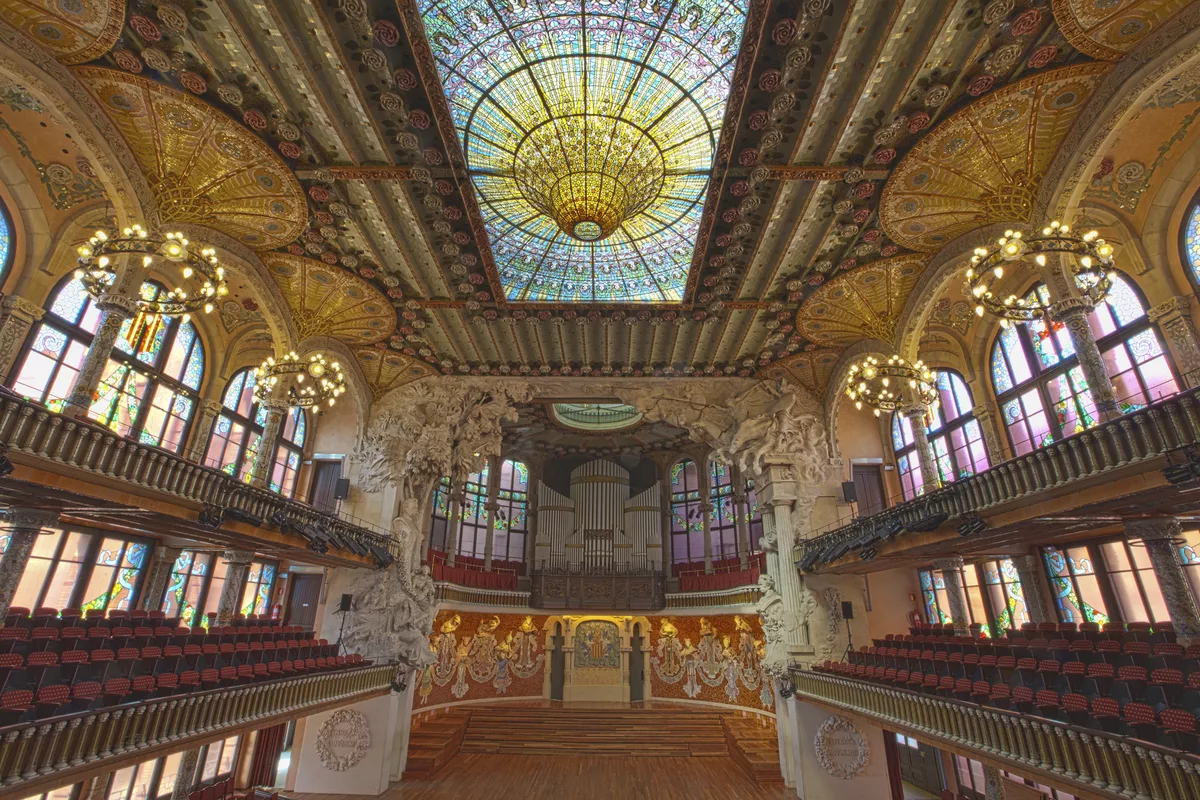 Konzertsaal im Palau de la Musica, Barcelona - © vladislavmavrin - stock.adobe.com