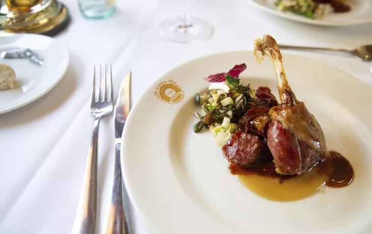 © Isabela Pacini  MERIAN - Speise an Bord