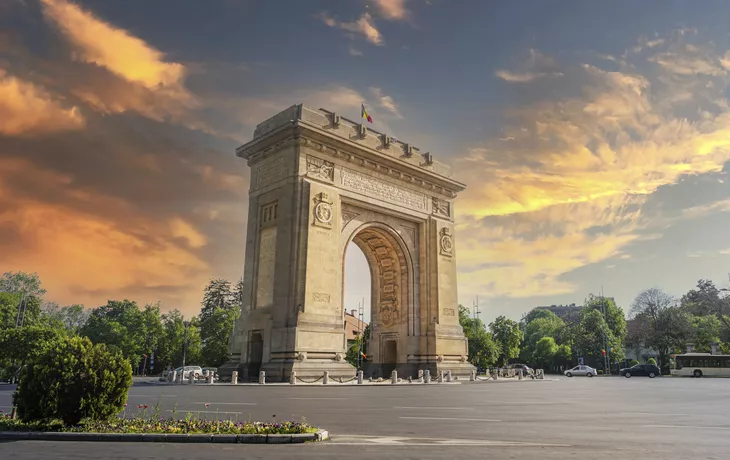 © cristianbalate - stock.adobe.com - Arc de Triomphe, Bucarest