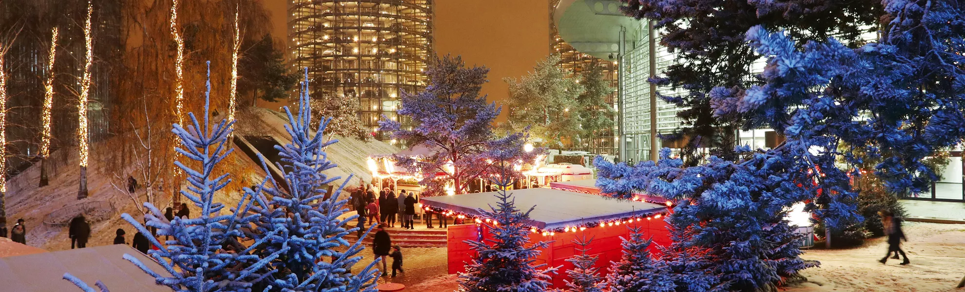Autostadt Wolfsburg zur Weihnachtszeit, Deutschland - © Autostadt GmbH / Leitzke, Matthias