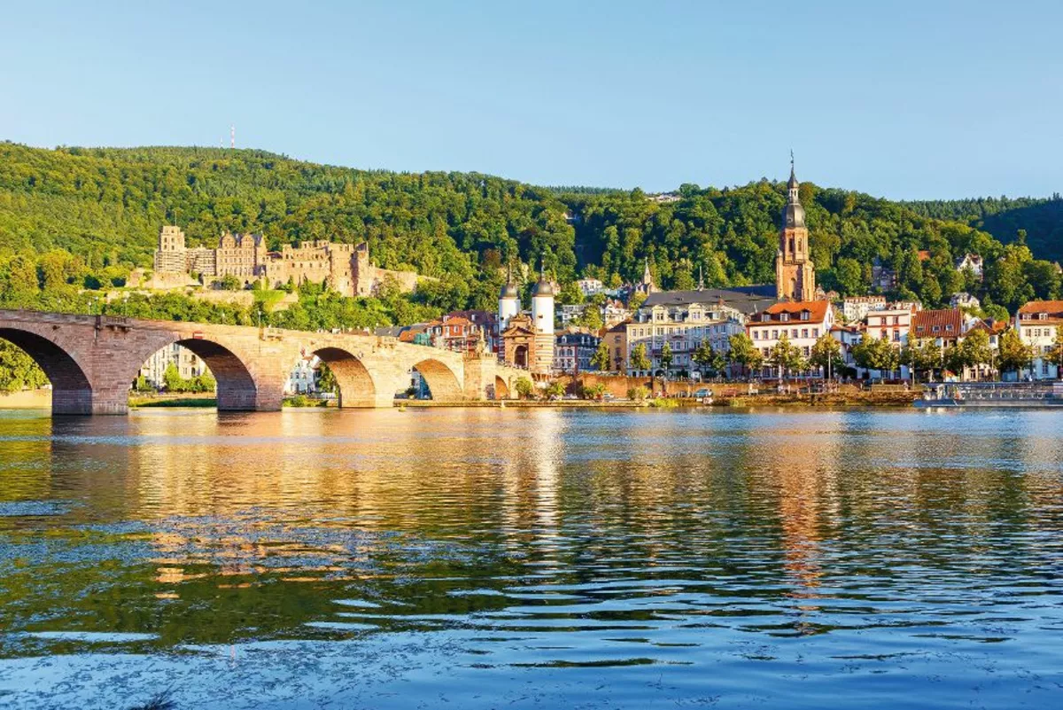 Karl-Theodor-Brücke in Heidelberg - © sborisov - Fotolia