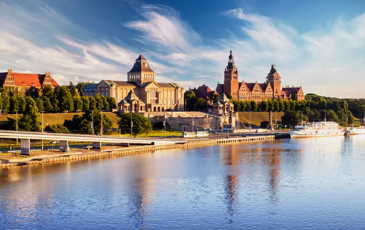 © Mike Mareen - stock.adobe.com - Hakenterrasse (Wały Chrobrego) in Stettin