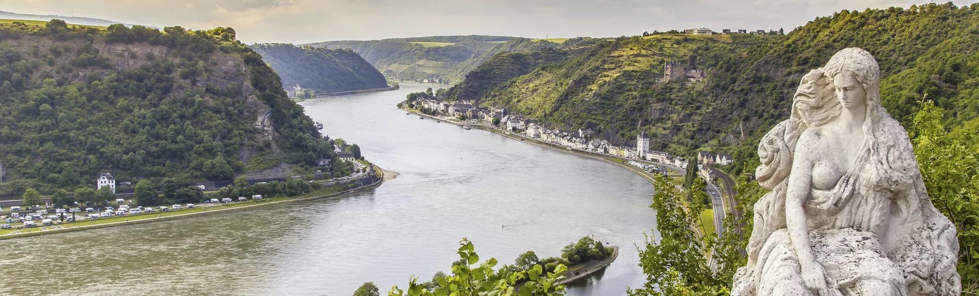 «Romantischer Rhein» - © Copyright (c) 2017 Shutterstock.  No use without permission.