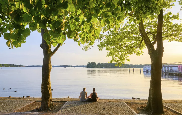 © WEGENER JENS - Greenwichpromenade am Tegeler See, Berlin