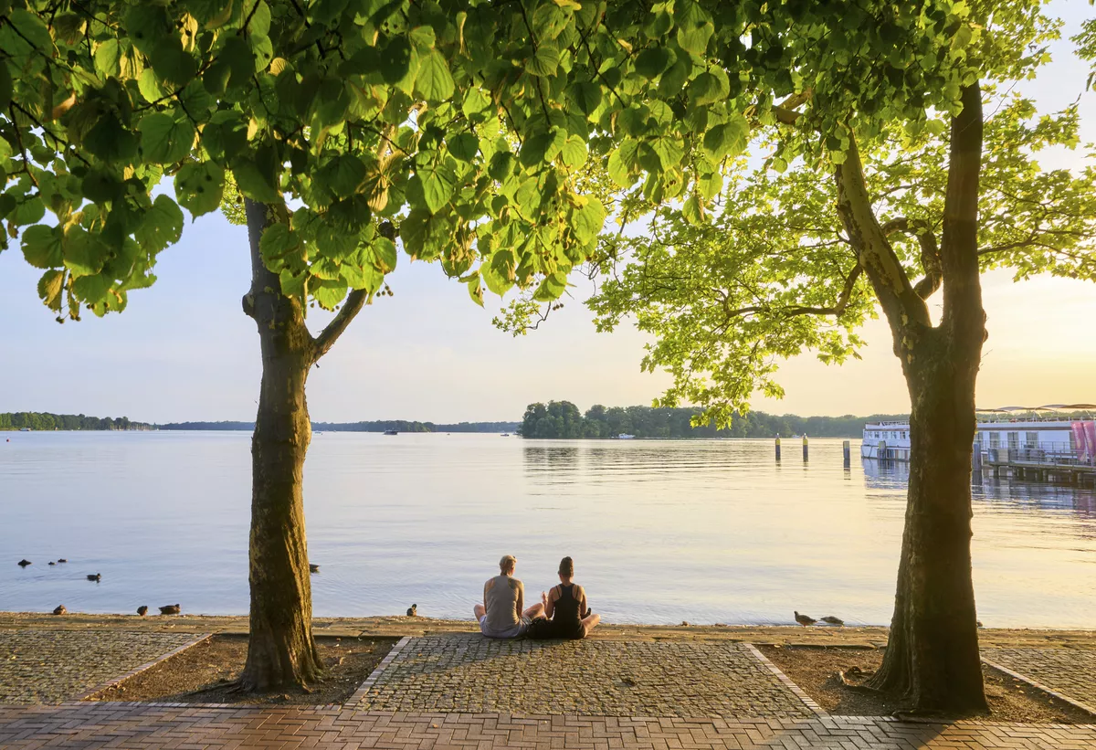 Greenwichpromenade am Tegeler See, Berlin - © WEGENER JENS