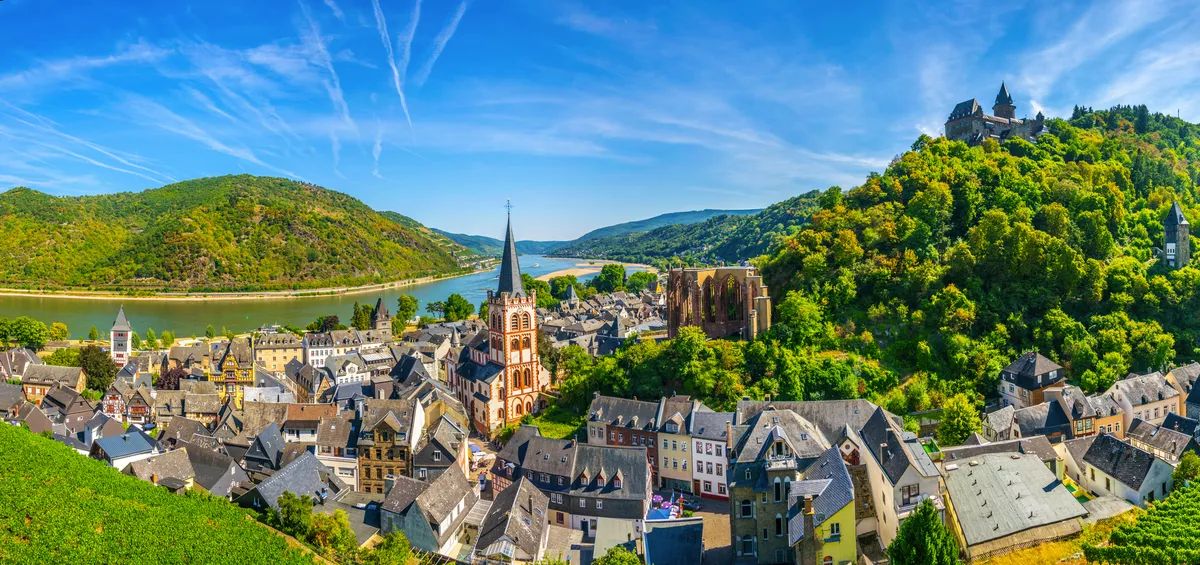Bacharach im Oberen Mittelrheintal - © dudlajzov - stock.adobe.com