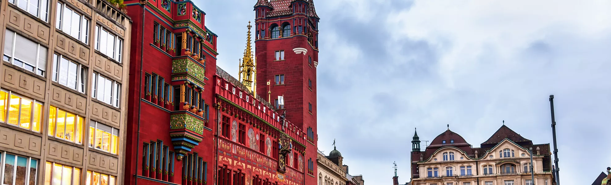 Rathaus von Basel - © Leonid Andronov - stock.adobe.com