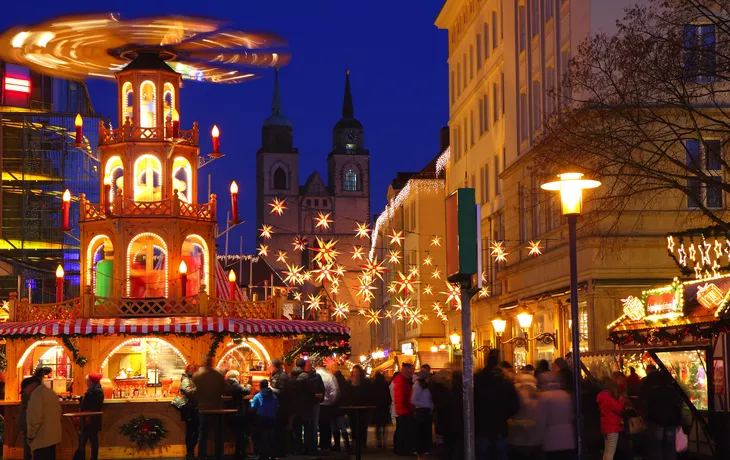 Weihnachtsmarkt in Magdeburg - © Horst Schmidt - stock.adobe.com