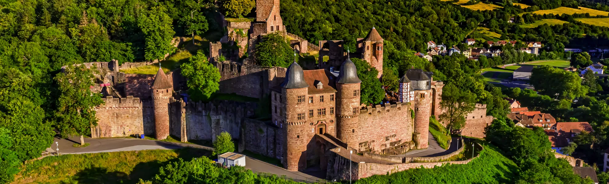 Wertheim aus der Luft - © Roman - stock.adobe.com