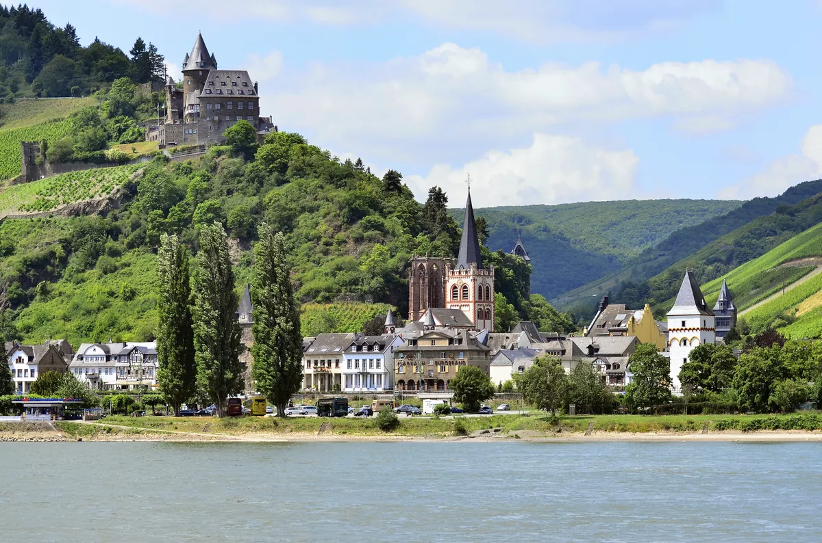 Oberwesel am Romantischen Rhein - © shutterstock_83708221