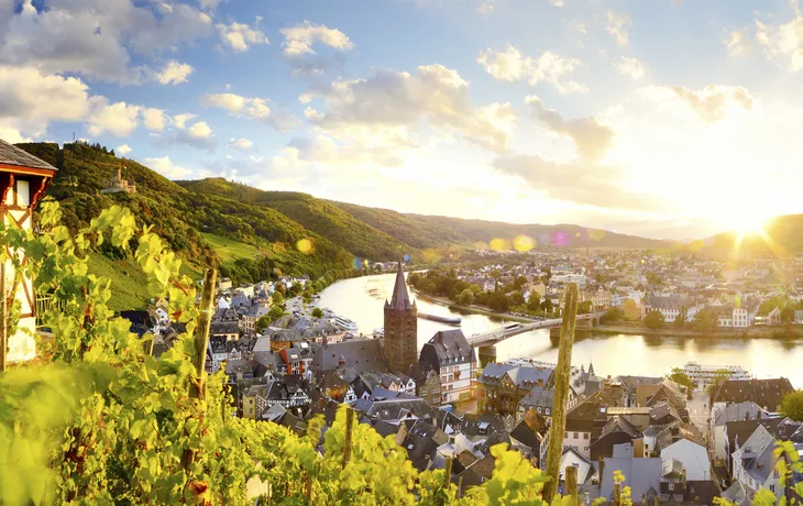 © FRANCESCO CAROVILLANO - Panorama über Bernkastel-Kues