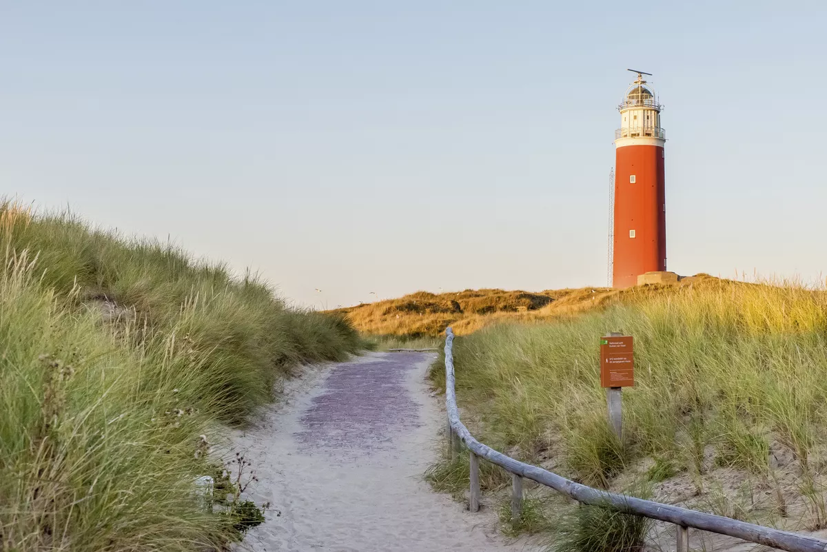 Leuchtturm auf der Insel Texel - © JKFTV.de - stock.adobe.com