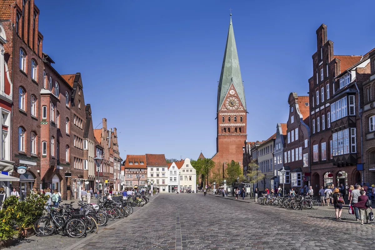 Platz Am Sande, Lüneburg - © Carl-JÃ¼rgen Bautsch - stock.adobe.com