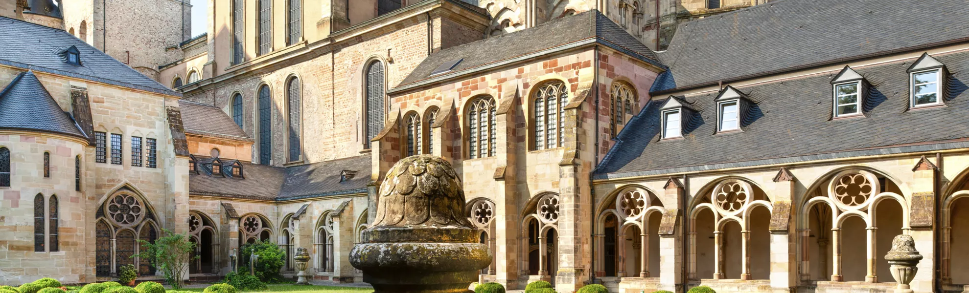 Dom und Liebfrauenkirche in Trier - © Francesco Carovillano