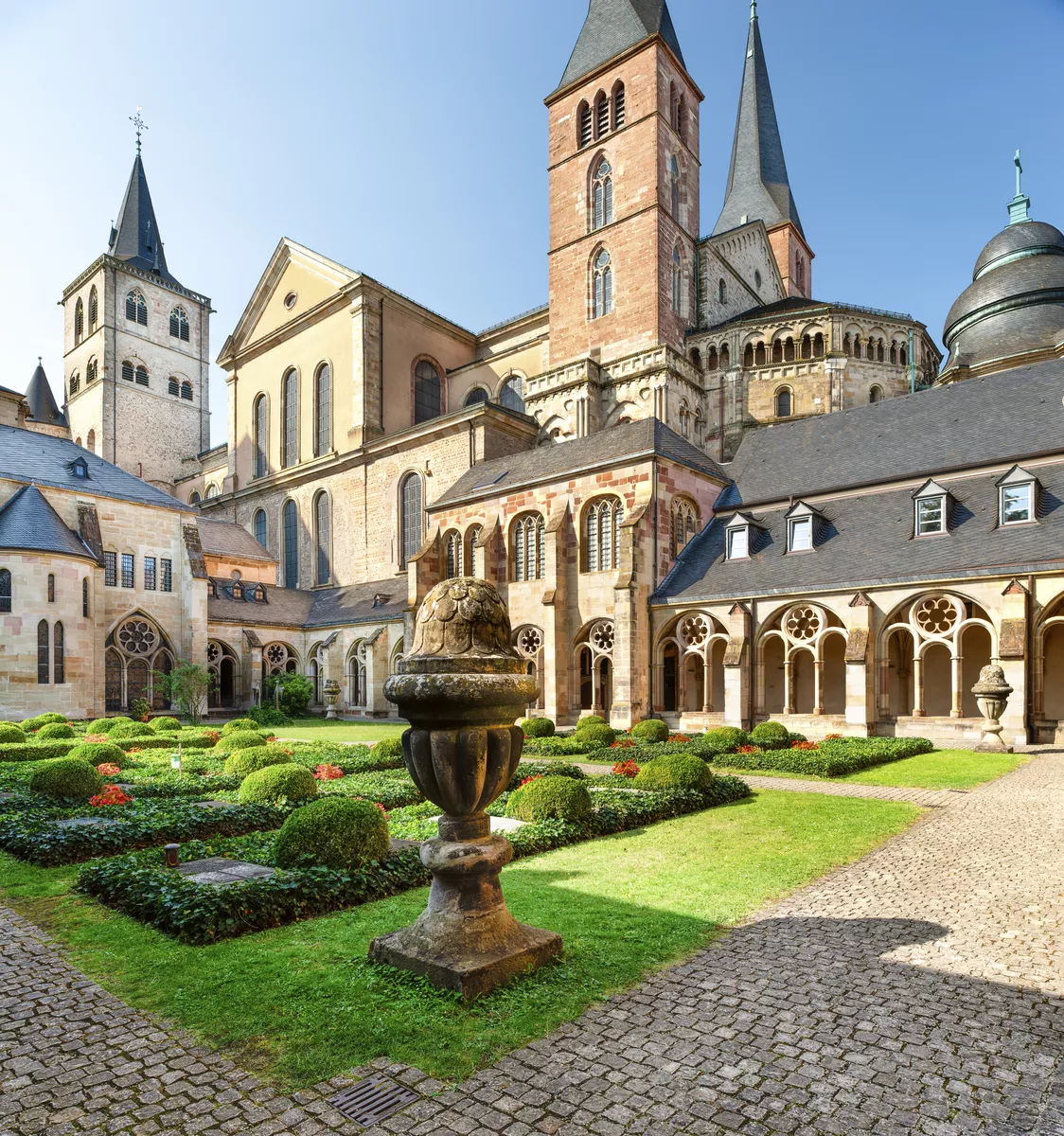 Dom und Liebfrauenkirche in Trier - © Francesco Carovillano