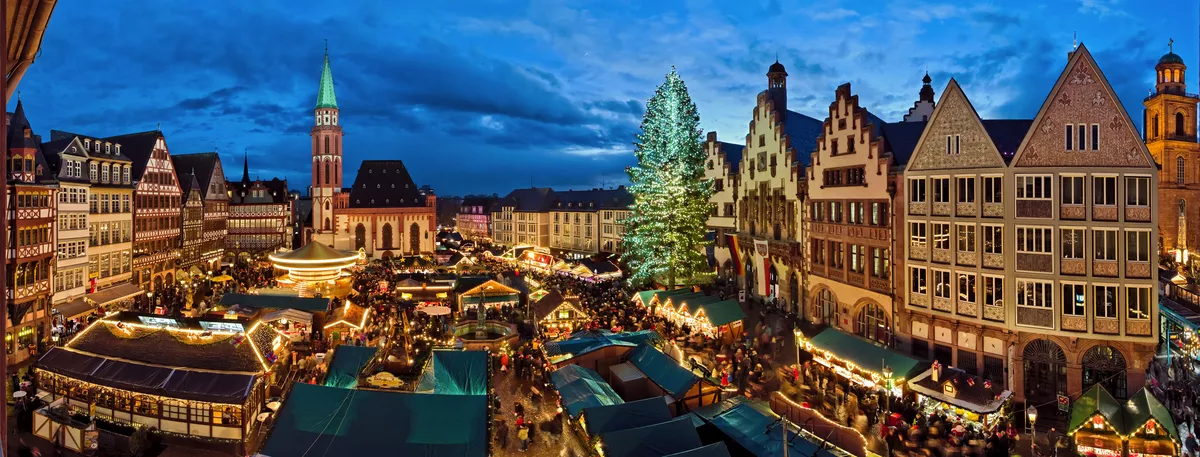 Weihnachtsmarkt in Frankfurt - © Blickfang - stock.adobe.com