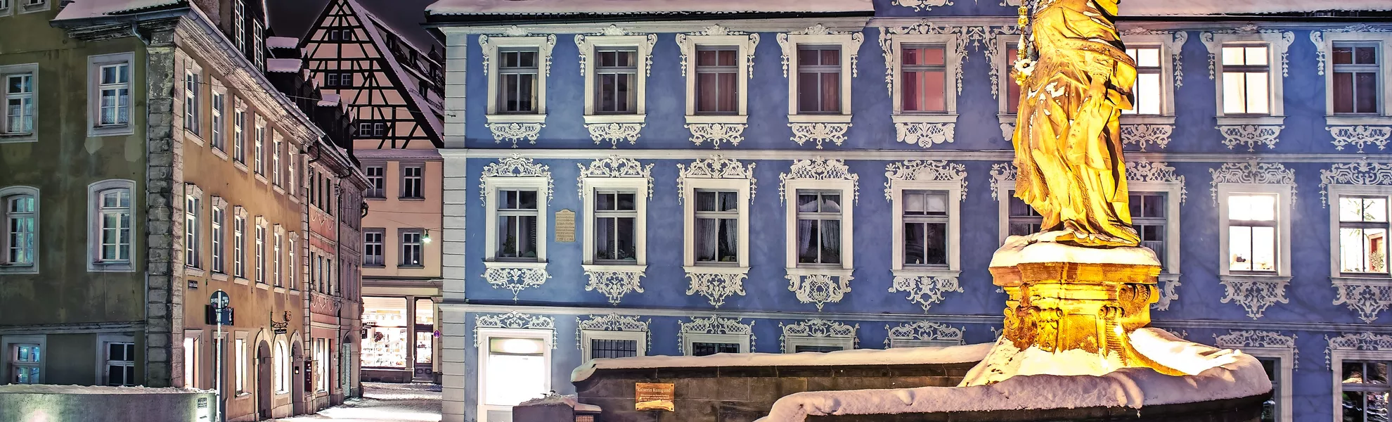 Bamberg bei Nacht - © Val Thoermer - stock.adobe.com