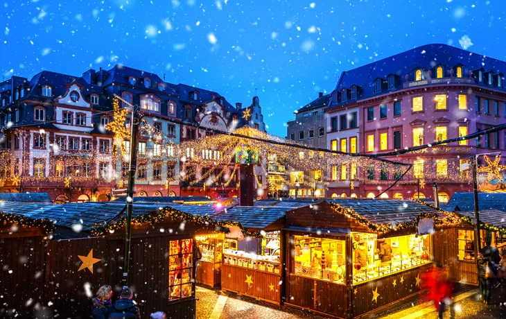 Weihnachtsmarkt in Mainz - © Sina Ettmer - stock.adobe.com
