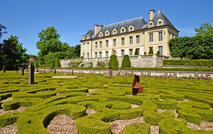 © PackShot - stock.adobe.com - Schloss von Auvers sur Oise