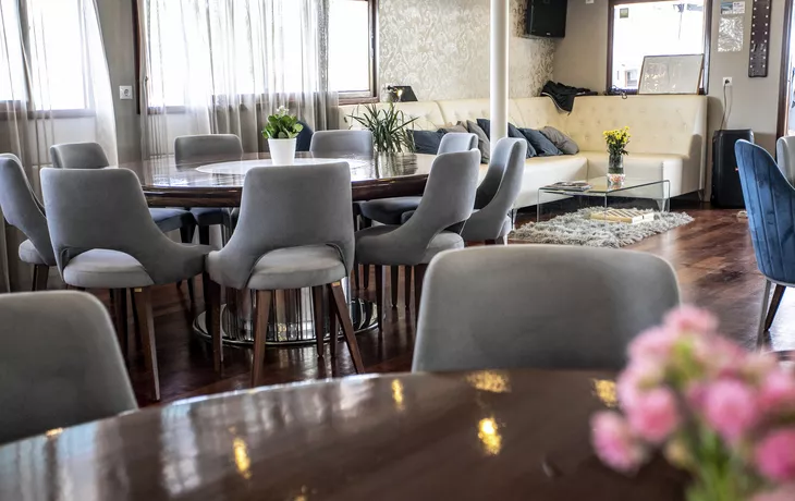 Restaurant MV Liberty