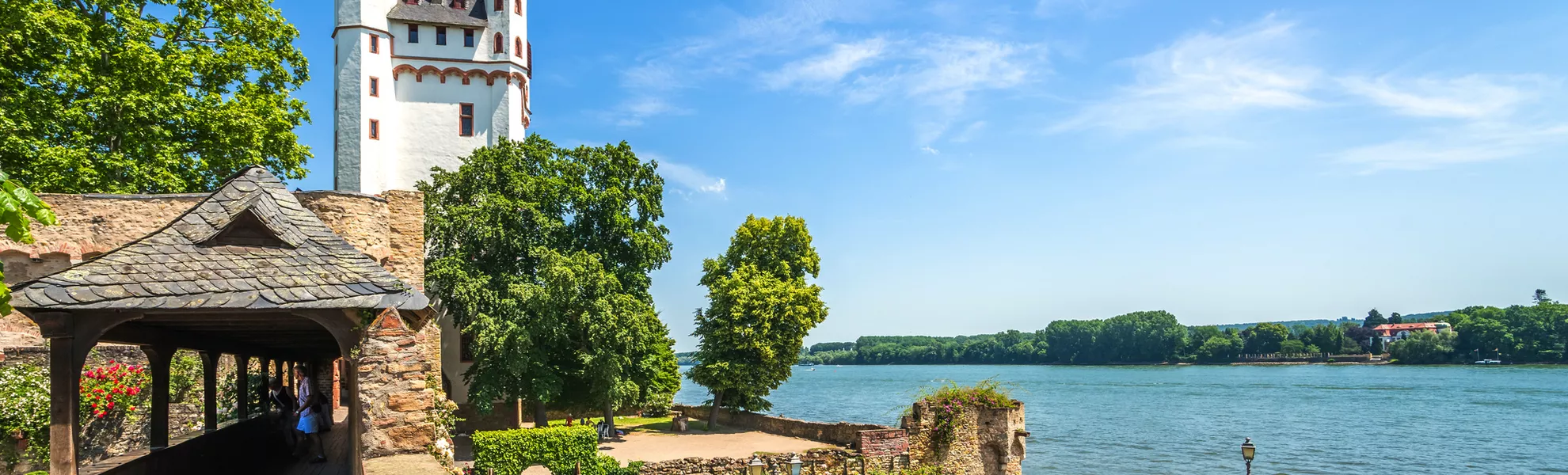 Burg Eltville am Rhein - © Sina Ettmer - stock.adobe.com