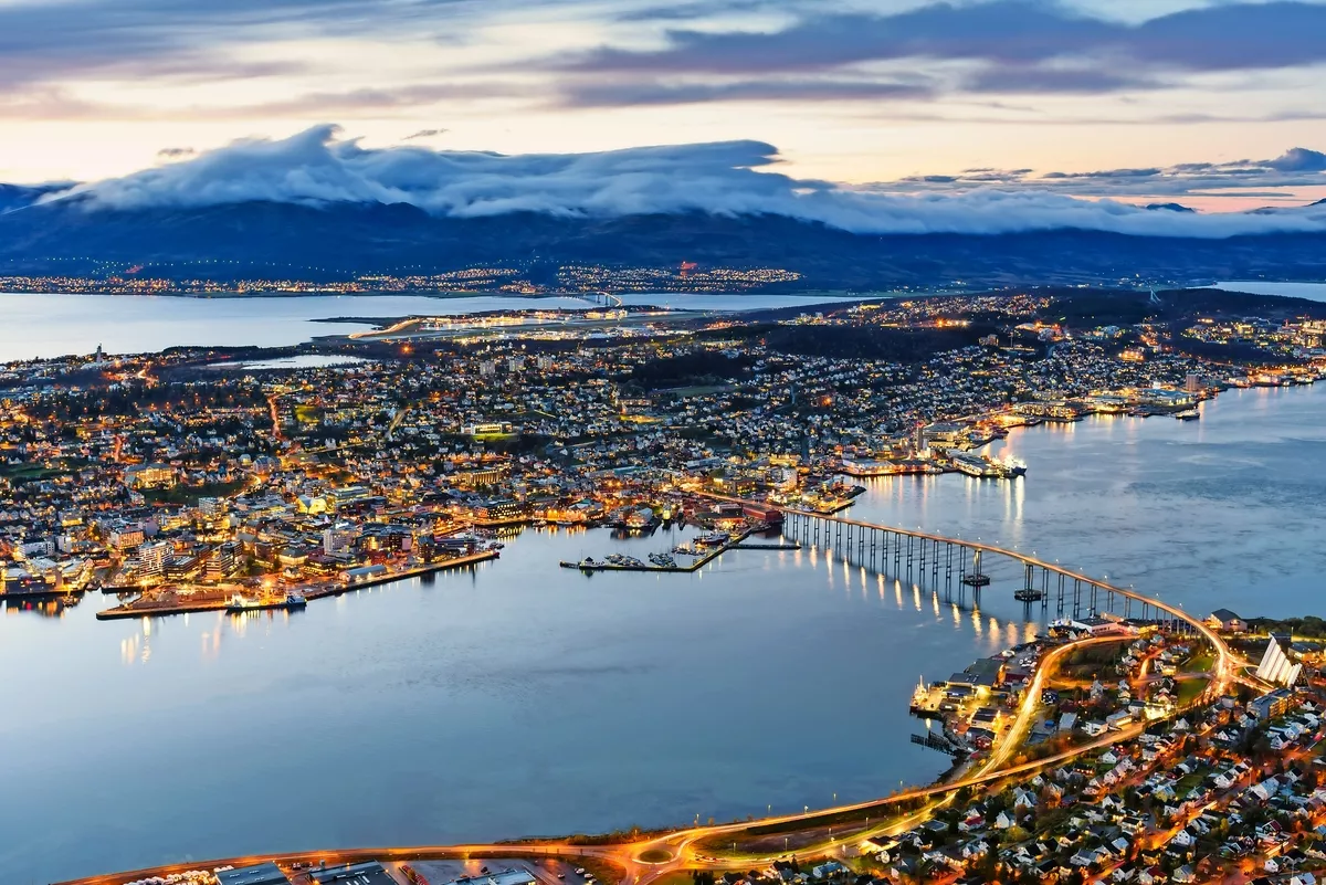 Stadtansicht von Tromso, Norwegen - © pichetw - stock.adobe.com