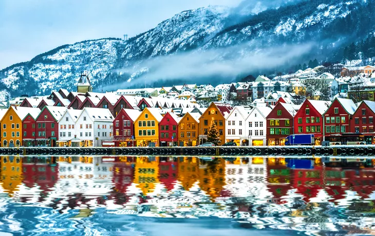 Bergen in Norwegen - © tan4ikk - stock.adobe.com