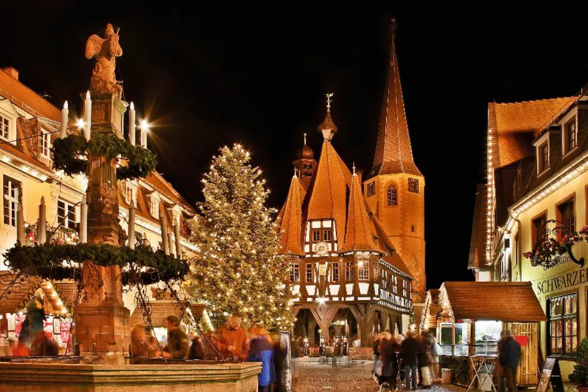 Weihnachtsmarkt - © FrankfurterBubb - Fotolia